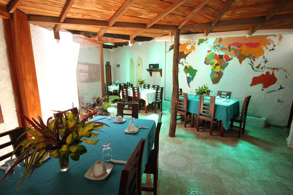 Hostal La Gran Tortuga Puerto Villamil Exterior foto
